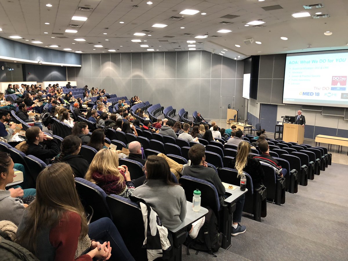 Our thanks to AOA President Dr. Mayo for coming to CCOM! <a href="/AOAforDOs/">AOA</a>