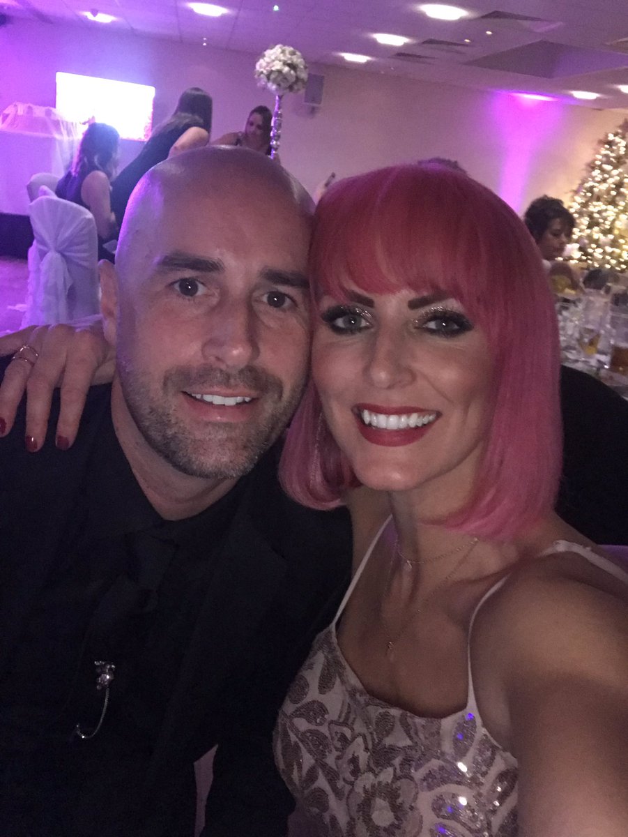 SisterSax's tweet photo. Boss it everyone!! 🤪#Ewa2019selfies 💋 https://t.co/SlIQKxWuMJ