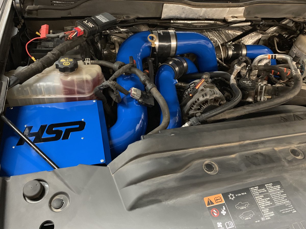 lockeautodiesel's tweet photo. Another LML Duramax coming out of surgery today. CP3 conversion and some more airflow should wake it up a bit! #lockeperformance #settingstandardstoexceedexpectations #LML #Duramax #Fassfuel #Fleeceperformance #HSPdiesel #Jamoperformance https://t.co/6emRXS5WNe