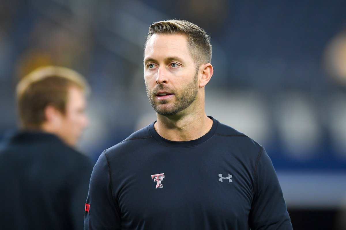 BR_CFB's tweet photo. USC will hire former TTU head coach Kliff Kingsbury as their new offensive coordinator, per @Scott_Schrader https://t.co/ZL0IwicuiN