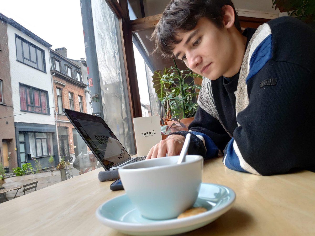 spiro_create's tweet image. Today our 2 week period of pitching ended. 

Special thanks to @nicolasdesle , @DuvalBranding and @kandesign for giving us new insights about our concept.