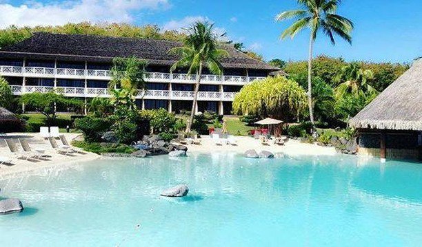ICFr_Polynesia's tweet photo. “One of the greatest InterContinental resort I have ever stayed at” TripAdvisor 📷: @laureanaisabidaloff
 https://t.co/yBXEPsyK5n  #Tahiti #InterContinentalLife #FrenchPolynesia #travel #view #resort #pool #Lotuspool #palmtrees #dream #relax #luxurylifestyle https://t.co/vYTMzdkHTJ