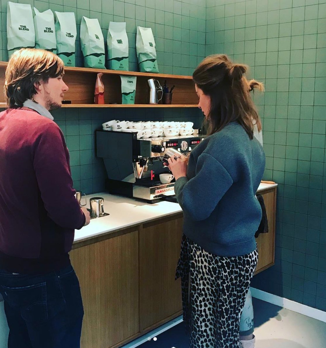 Toffe 'train de trainer' workshop gehad bij <a href="/boccacoffee/">Bocca Coffee</a> in Amsterdam! Fijn om weer even helemaal de diepte in te duiken als het om koffie gaat. Dank Boris voor al je uitleg aan ons bar team!! #bocca #koffie #latteart #training #barista #friesland #picknickers #coffee #terherne