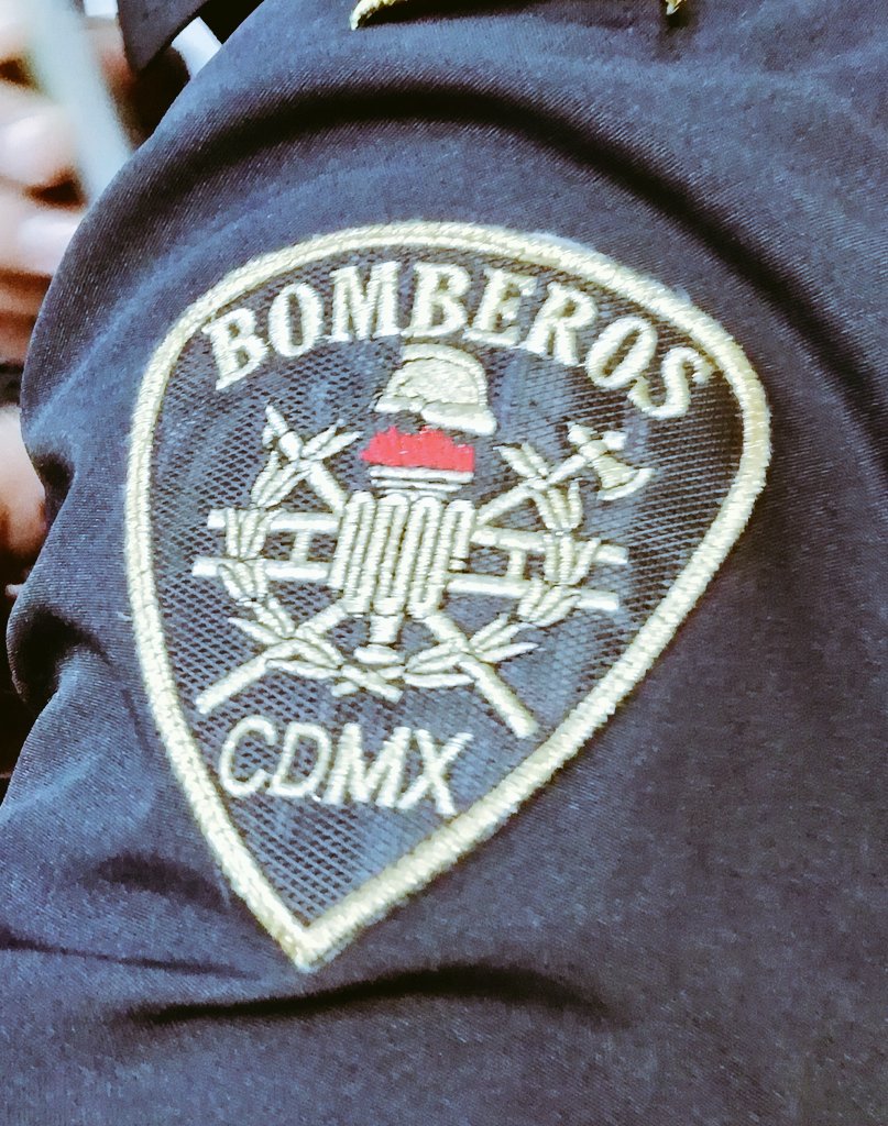 HectorBarrera_'s tweet photo. En el @Congreso_CdMex aplaudimos la loable labor del H. Cuerpo de Bomberos, por lo que exhorto a todas las fuerzas políticas para que en el próximo ejercicio presupuestal, otorguemos los recursos necesarios que generen las condiciones óptimas para su funcionamiento. https://t.co/xS3eGVeBeI