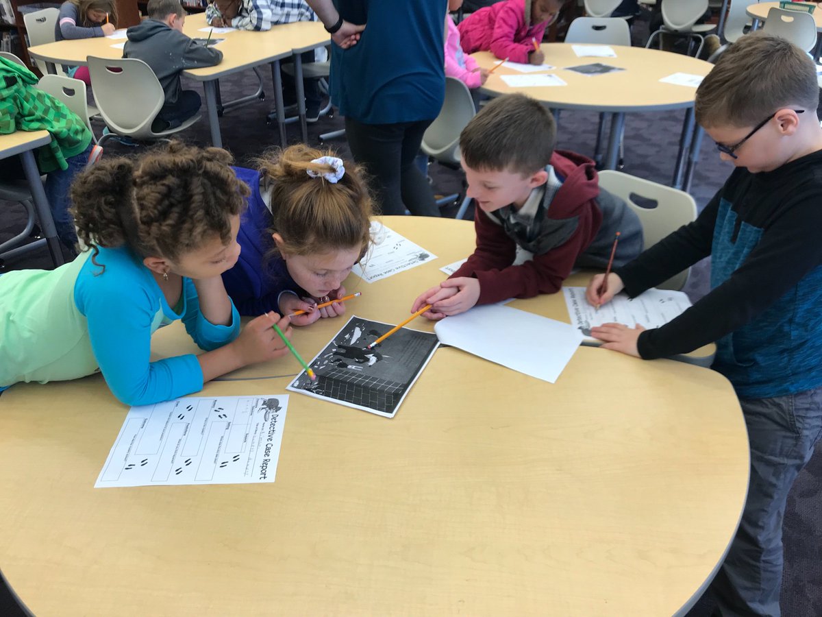 mrscarrillo_'s tweet photo. This week our class worked together to show off their skills as mystery readers. A special thank you to our school librarian, Mrs. Merritt, for helping us solve the case of who pushed humpty dumpty! @CSESHuskies @LexingtonOne https://t.co/88BbUX59eu