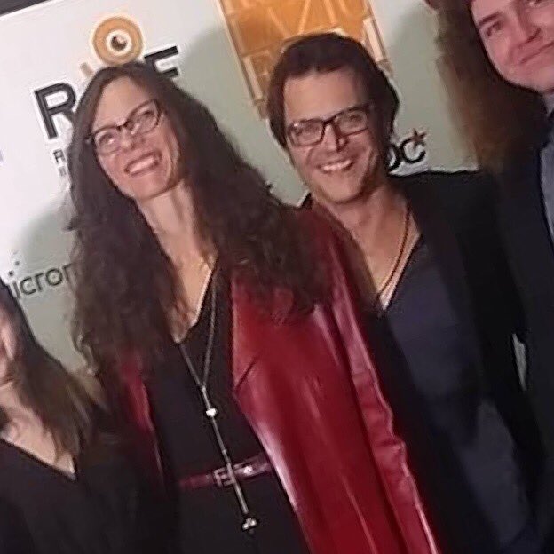 Kanaga_Arabi's tweet photo. #New #yeni #جديد 🤩🤩 Our own Memo and Caty at the @RomaWebFest 🔥Go Go KANAGA🔥 جديد محمد جونسور و زوجته الجميلة كاترينا في مهرجان روما للاعمال التي تعرض عن طريق النت👏👏👏   #RedCarpet  #MehmetGünsür #CaterinaMongio #KaanYüceil  #mehmetgunsur #KanagaWebSeries 
#محمد_جونسور https://t.co/1tJez3E7tN