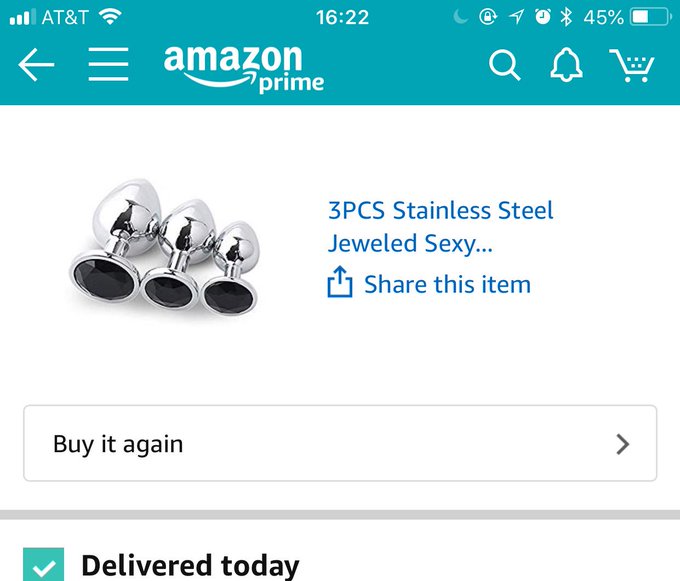 DELIVERED! 😍 Oh it&rsquo;s lit. 💦 https://t.co/A2geGBvLX5