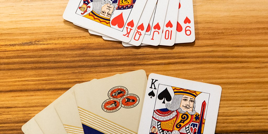 DJS_AgencySF's tweet image. .@StateFarm agents dealt out these cards to customers around 1936. Anyone still have a deck? #Throwback #FromTheArchives