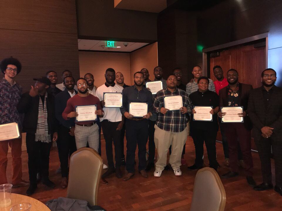 UTSAMenofHonor's tweet photo. Introducing our newest officially inducted Men Of Honor ! They have have came a long way since we began &amp; we are grateful to add them to our family ! https://t.co/ldHNptNuqt