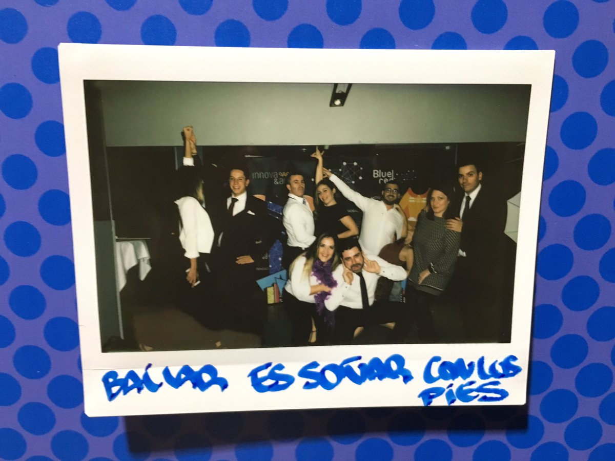 FelipeDeMurga's tweet photo. Salsa everywhere 
#bailemos #cenadegalaantiguosupv2018 @AntiguosUPV https://t.co/we5ZRMLDMW
