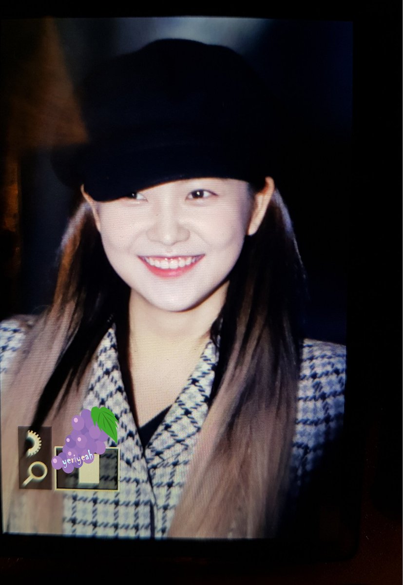 yeriyeah3051's tweet photo. 181130

#예리 #yeri #RedVelvet #레드벨벳 https://t.co/BY4knuQZiG