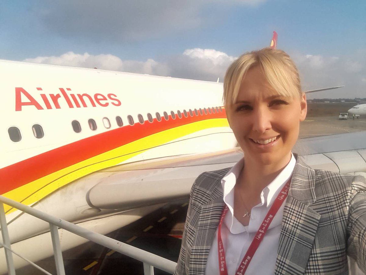 Hainan Airlines tweet media