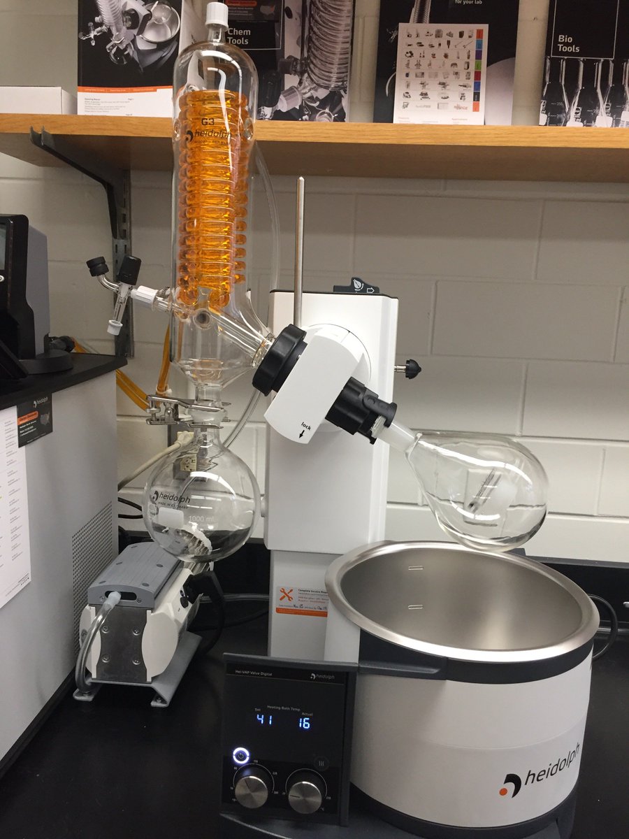 CBBaileyLab's tweet photo. New Rotovap Installed, with chilling fluid in volunteer orange #BaileyLab #GoVols #Chemistry #Heidolph #UTK https://t.co/CMkMXYQgNx