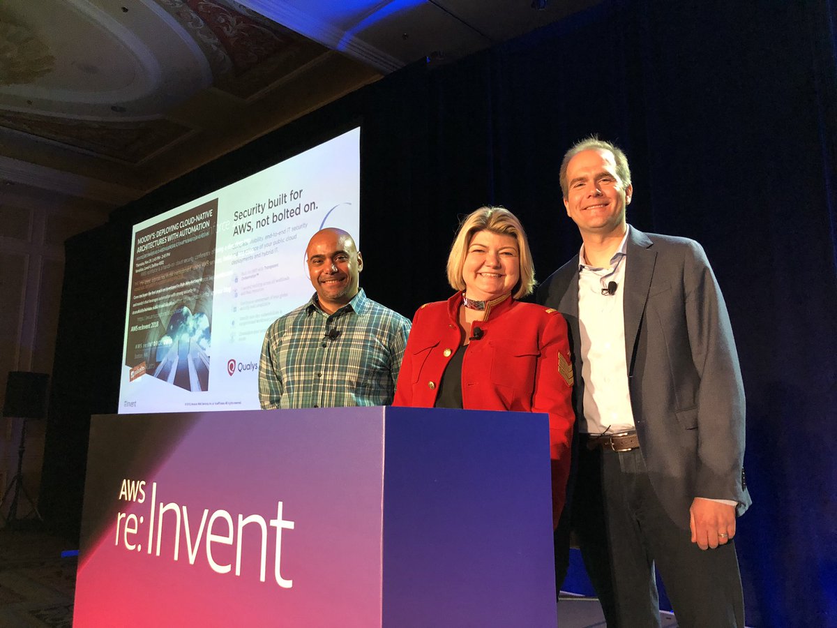 xuyleman's tweet image. Getting the latest on VMware and AWS #Outposts #VMWonAWS from @sandy_carter #reInvent