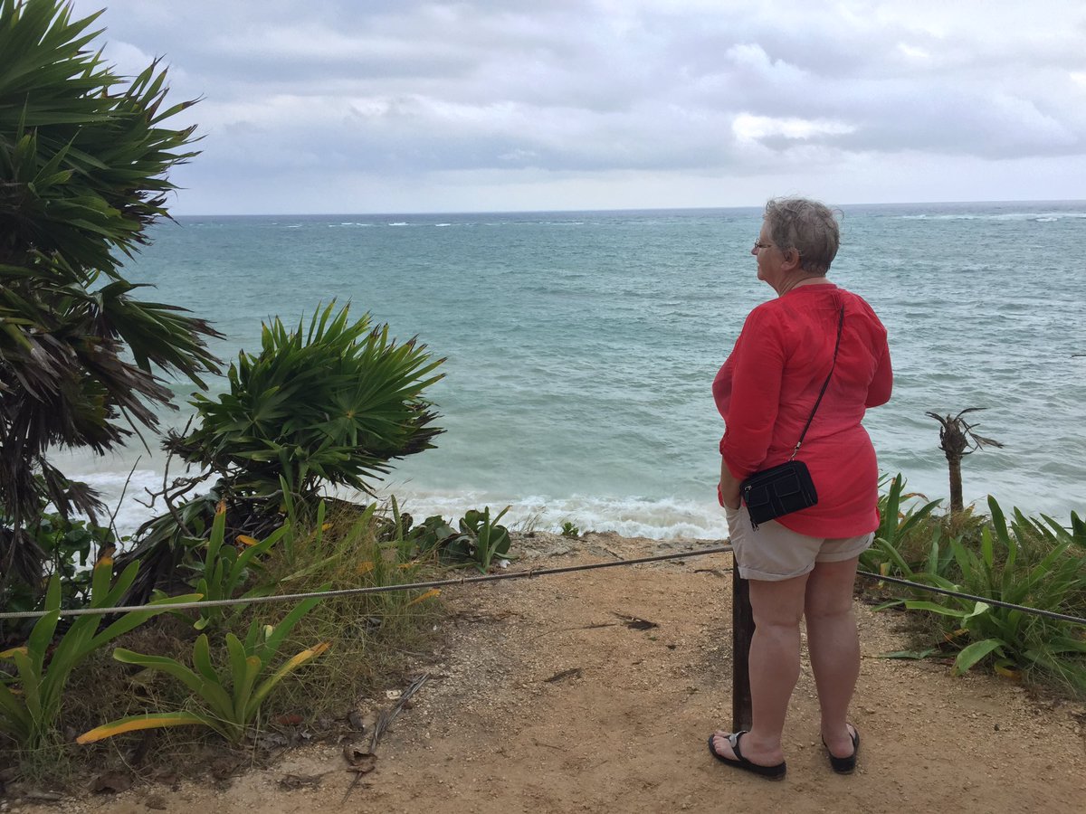 LeatherChair82's tweet photo. Well the pouring rain didnβt stop us from seeing the sites! #Tulum #DrownRat #MommyAndMe https://t.co/avovrJnALk