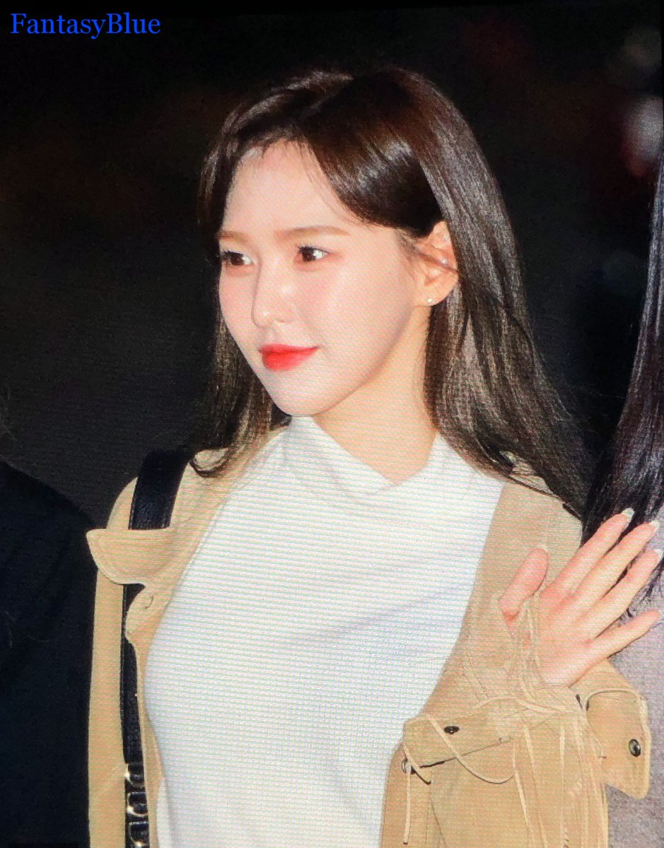 FantasyBlue94's tweet photo. 181130 뮤뱅출근 #웬디 #Wendy https://t.co/9g3kwERNOj