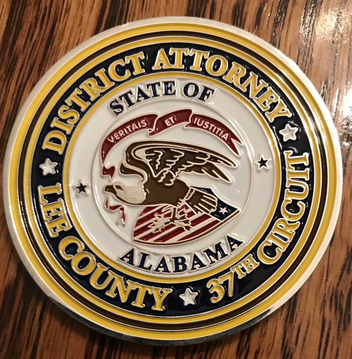 KSCapitolPolice's tweet image. Thank you @LeeCountyDA for this awesome coin!