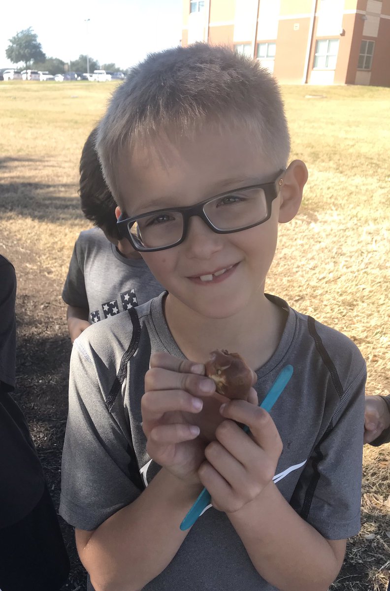 kelliepeden tweet media