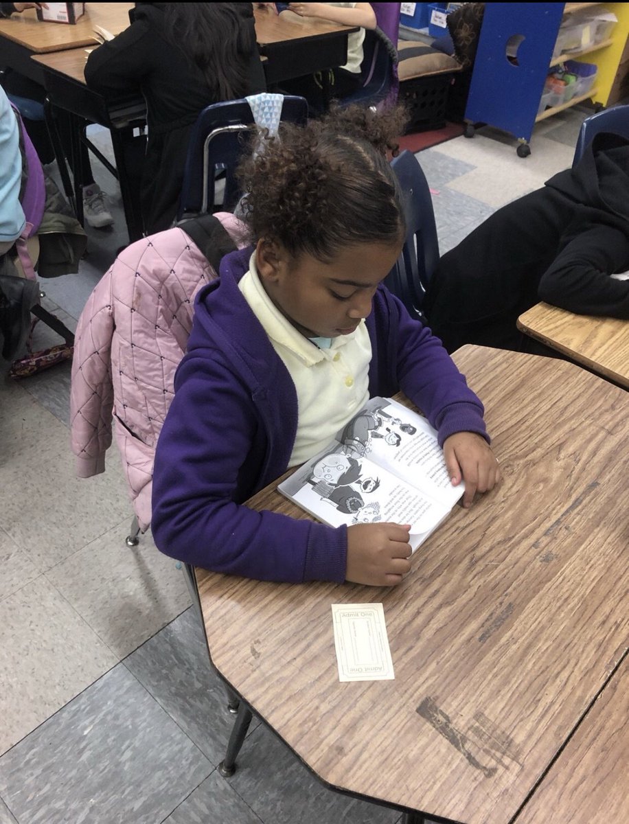 R_Clemente_ELT's tweet photo. Drop everything and read!! #books #read #RCSistheBEST #STRONGinsideandout #AfterSchoolRocks #NPS #NPSELT  #Newark #NJ #NewJersey @ELT_Newark @NPSvoices @afterschool4all https://t.co/x92CSuR7Rq