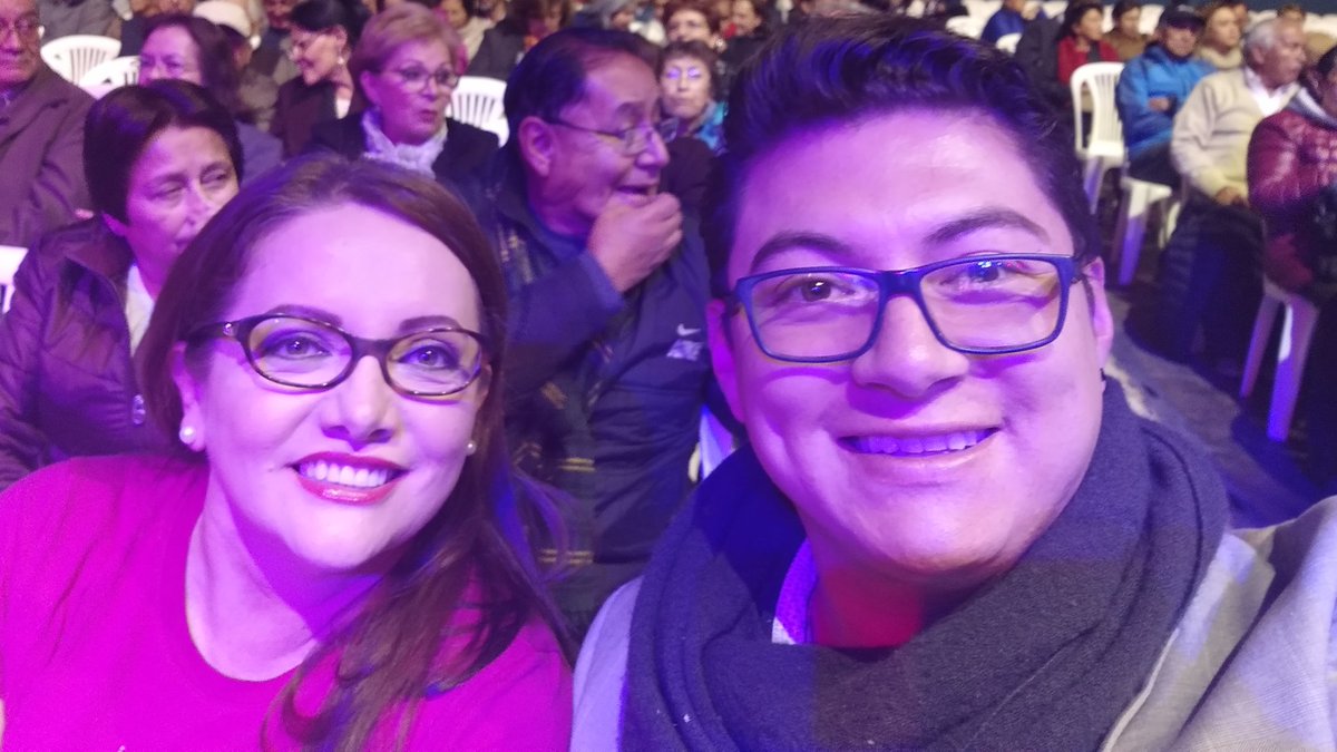 sebsalnic's tweet photo. El #FestivalDelPasacalle es un ícono de las #FiestasDeQuito. Vamos está tarde, a zapatear y bailar rescatando la música y la alegría de ser quiteño #AsiTeQuieroQuito #LaAlegríaYaViene https://t.co/Od9v3RBMhg
