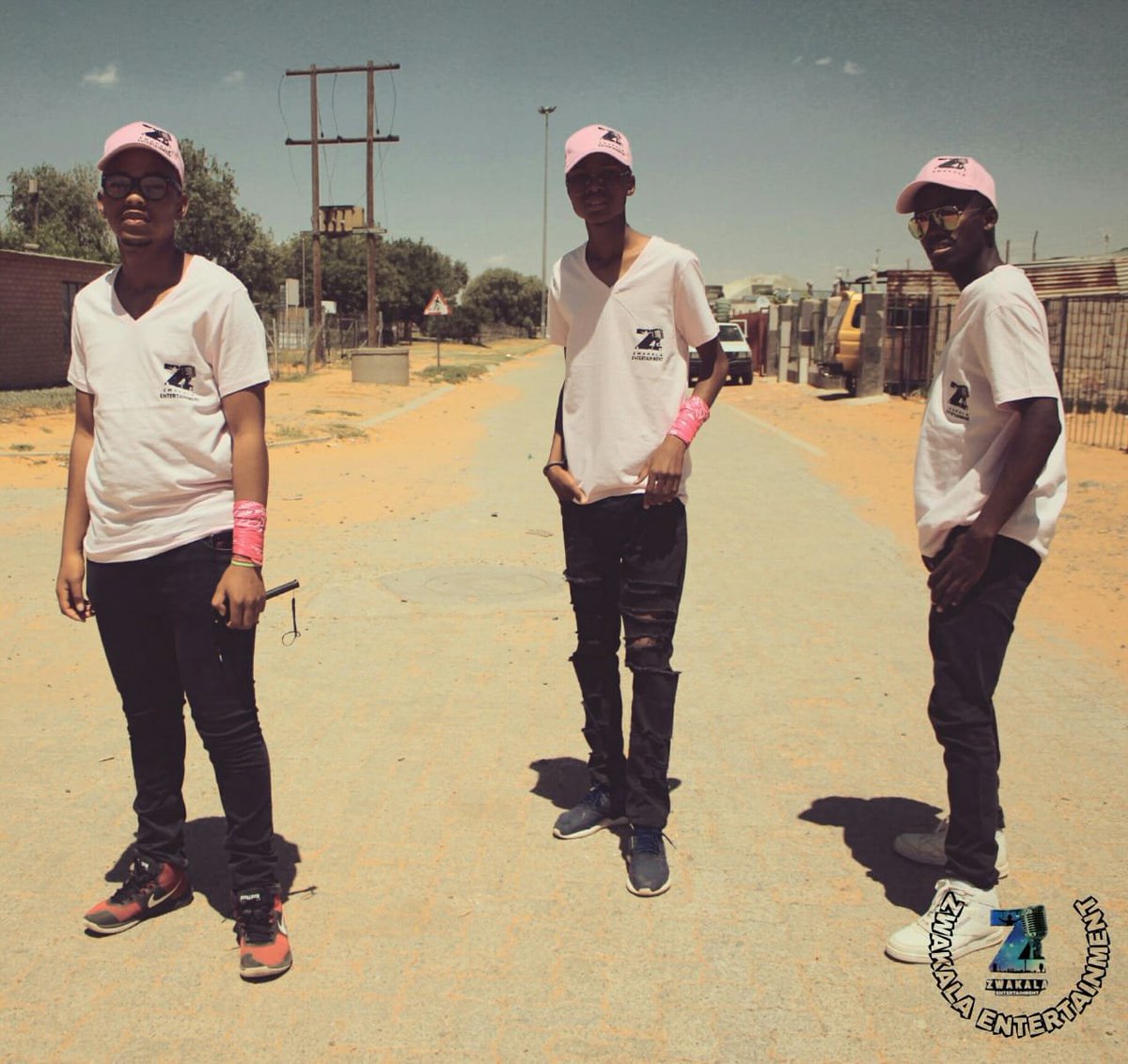 <a href="/HarmoniousSouls/">Harmonious souls</a> <a href="/Mogote_SA/">#KeATlogela | Ke Mogote Wa Poko |</a> @LinDough 

We are busy on a serious project support is all we need