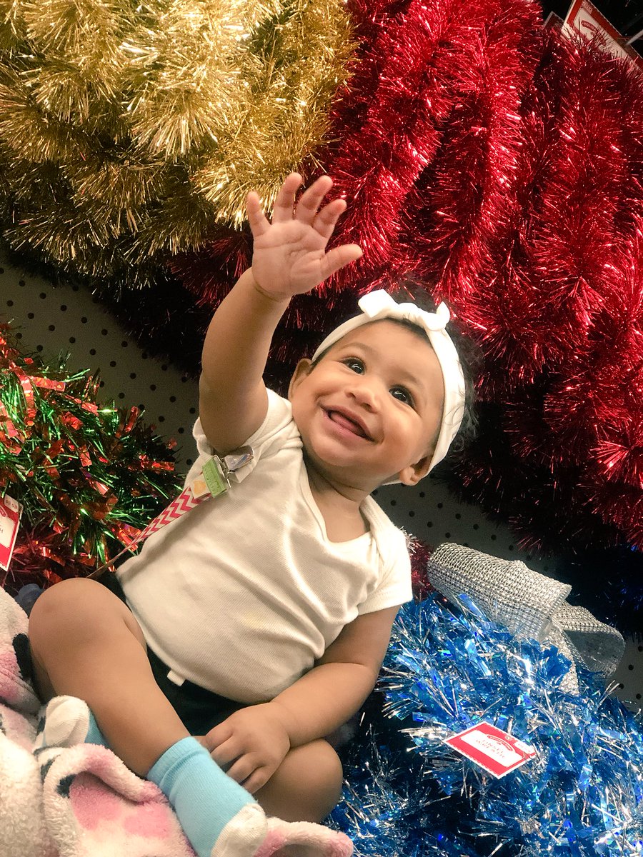 4KMaxx's tweet photo. daddy’s babygirl 🧡 https://t.co/9TBrn5482h