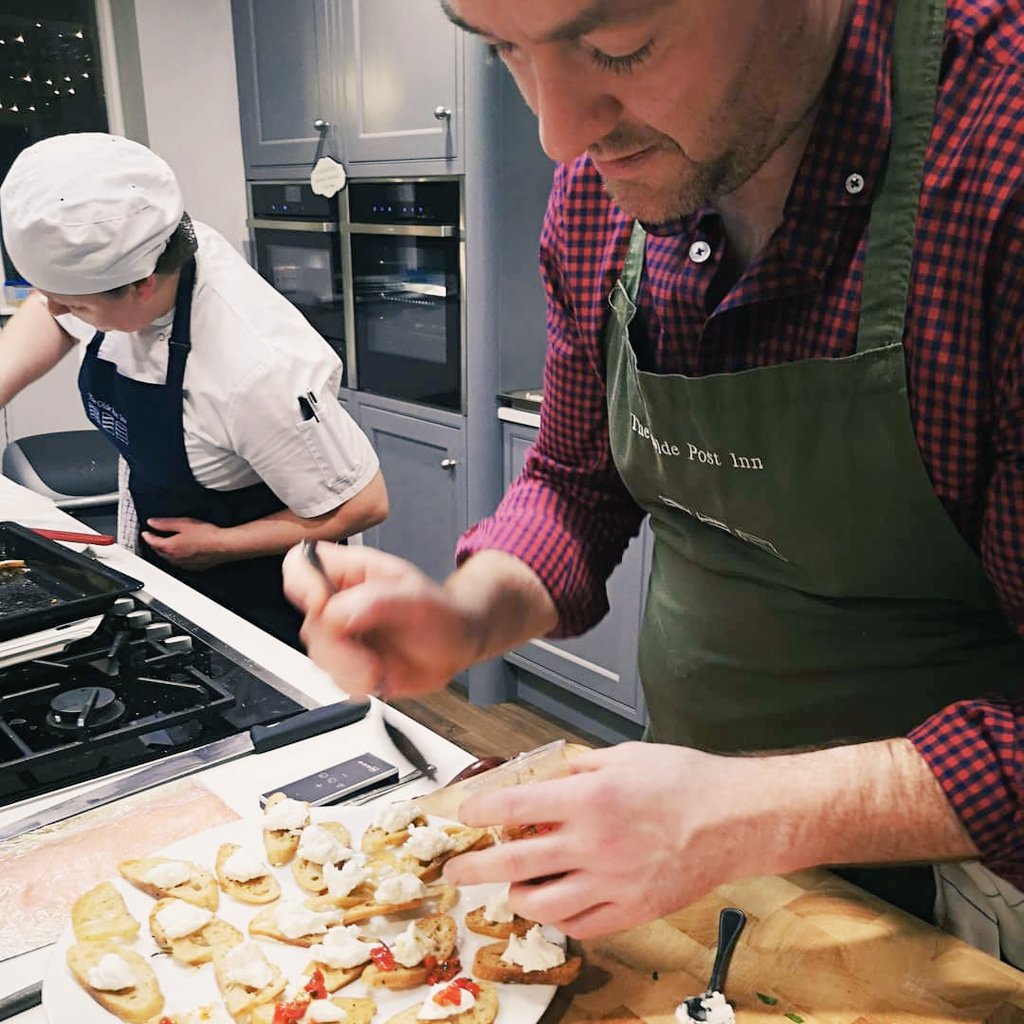 OldePost's tweet photo. A great night last night @OldePost Xmas Cookery Demos with @GearoidLynch Use Irish, use local and always homemade this Xmas, always a winner! #Christmas #goodfoodireland #homemade #loveirishfood #livechef #chefdemos #festiveseason https://t.co/E3zwCwY9wV