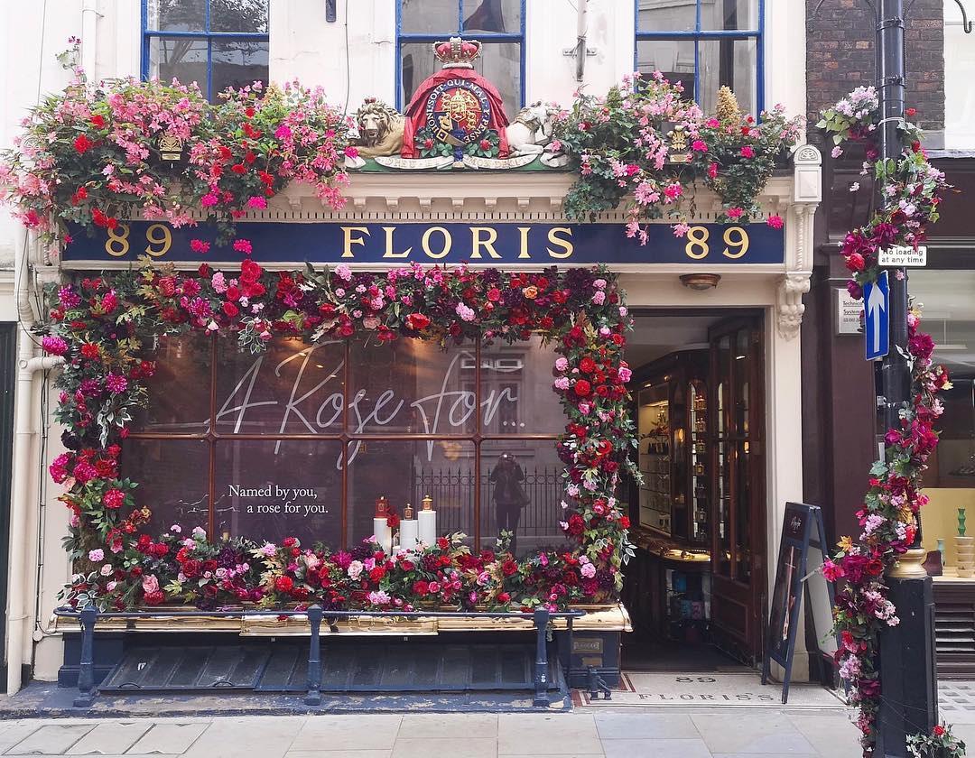 Exploring the history of St James - a guide to the best shops in town. 

luxurylondon.co.uk/style/his/st-j…