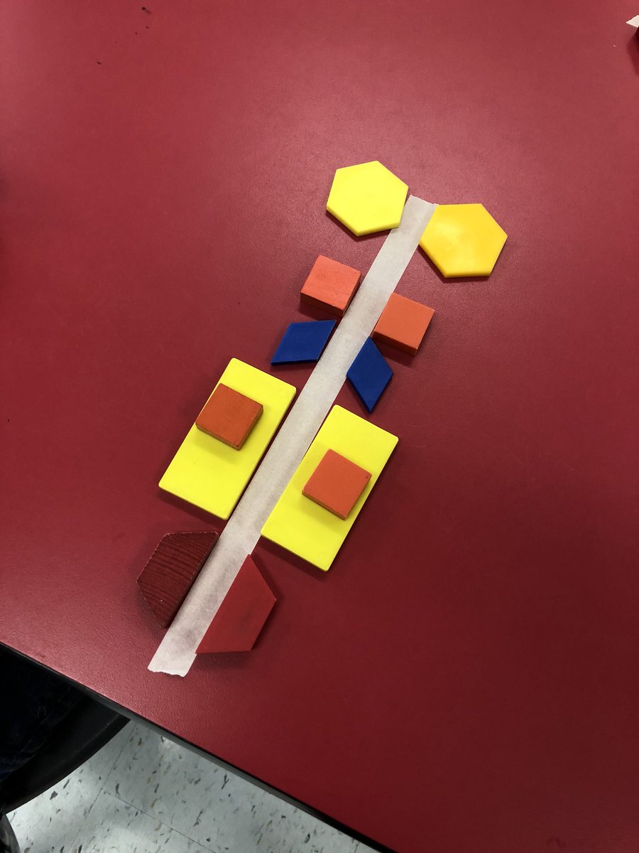 mslupoteaches's tweet photo. Beginning to learn about symmetry! Students enjoyed making designs with patterning blocks and making sure that they were the same on both sides. #gandymath @DDSBEarlyYears https://t.co/s3ixiLPtat
