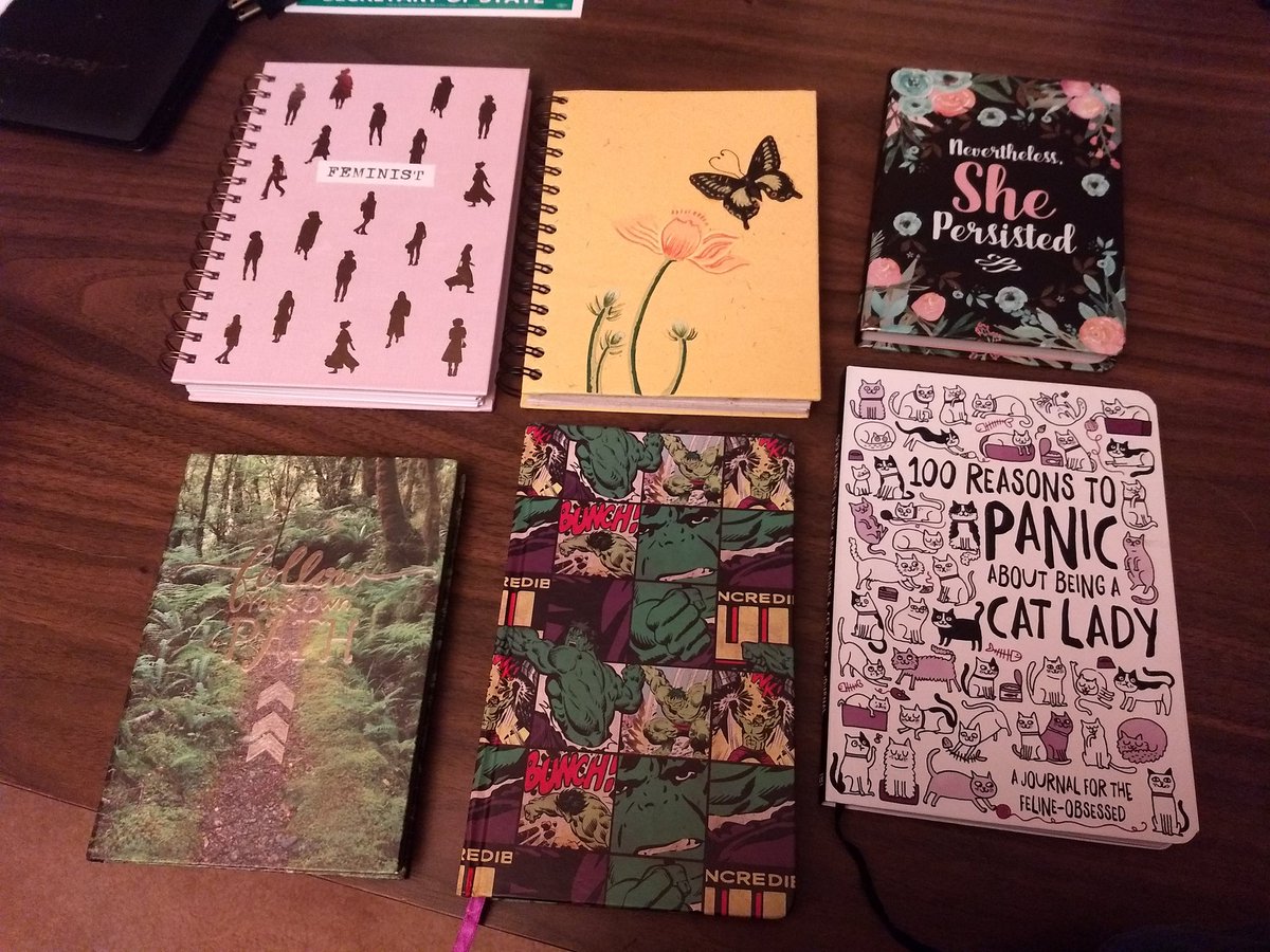 ShelleyBendall's tweet photo. Thank you flowery #journal. You are filled with #adventures. Which one should I fill up next? #writing #journaling #ClearlyIHaveAProblem https://t.co/N1pFrVsILO