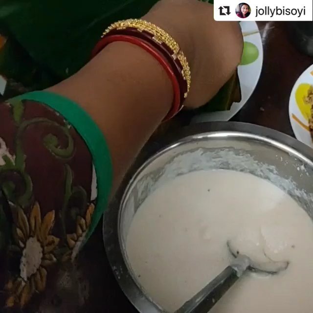 BBSRBuzz's tweet photo. Who is missing this #prathamastami special #haladipatra #pitha #odia #food #foodie #bhubaneswarbuzz video by @jollybisoyi ・・・
Enduri Pitha/Haladipatra Pitha
Enduri pitha is a traditional recipe of our Odisha which is prepared on the eve of "pratham… https://t.co/lA0ZctpTs3 https://t.co/FrvyZeOvDE