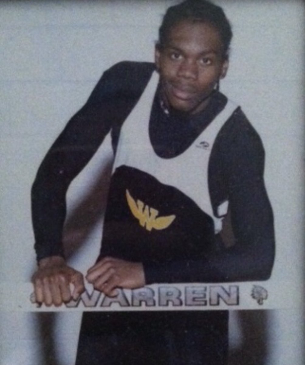 Leonardo_DaRose's tweet photo. Nappy braids and all but dat boy silly fast. I was blessed to be an Indiana All Star and left Warren with 4 rings 💪🏾 #TrackRunnerz #OTB #Tbt https://t.co/wNVSwH2vqU