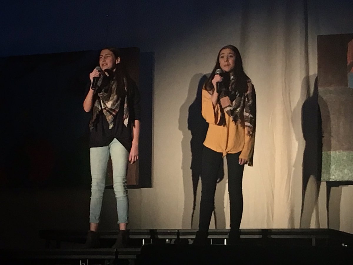 Lovely version of “A Million Dreams” to close the show. Nice work, ladies!! #flyerfollies