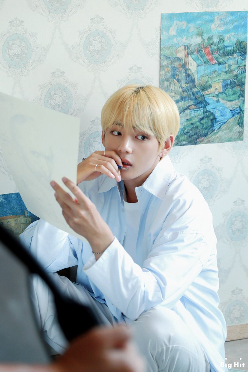 Taehyung Pics On Twitter Bts 2019 Season Greetings