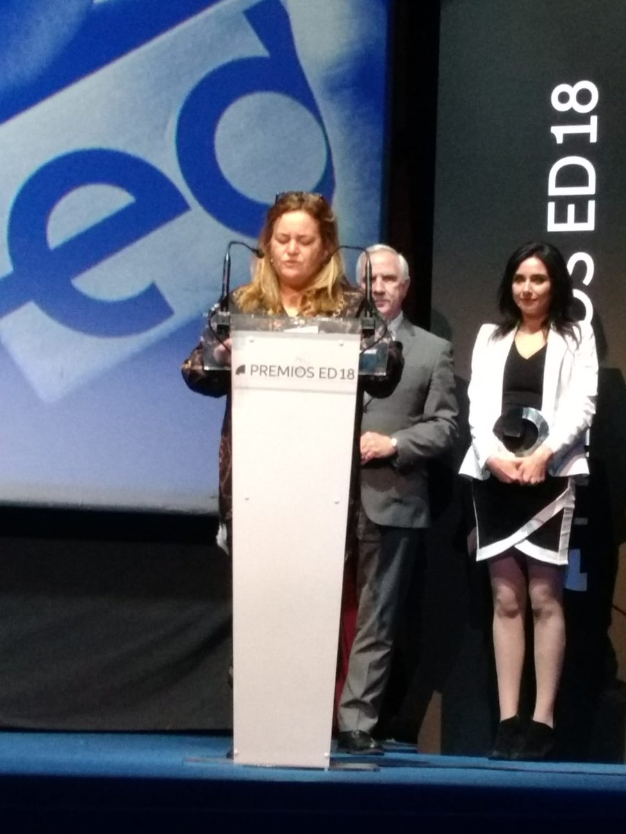 jasarrionbr's tweet photo. Enhorabuena al equipo de enfermeria del CS Barajas por el premio #PremiosED. #Cuidar y #humanizar . Un placer trabajar con vosotras. https://t.co/prfoTjs6dm