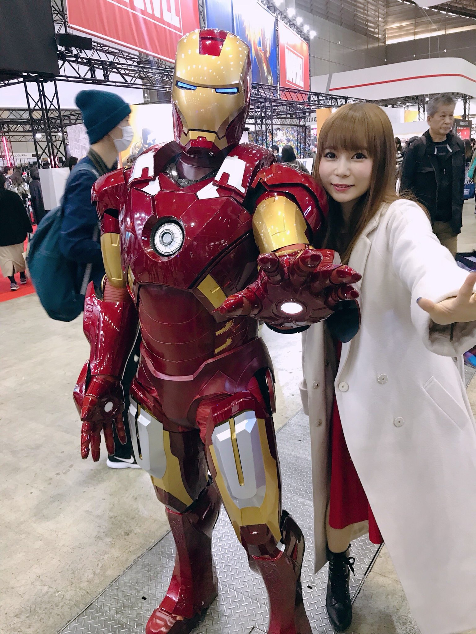 تويتر 周年の中川翔子 على تويتر すごいクオリティのアイアンマン マイケルジャクソンが着た服 ロッキーがはいたパンツ 東京コミコン T Co Ppgnccodr2