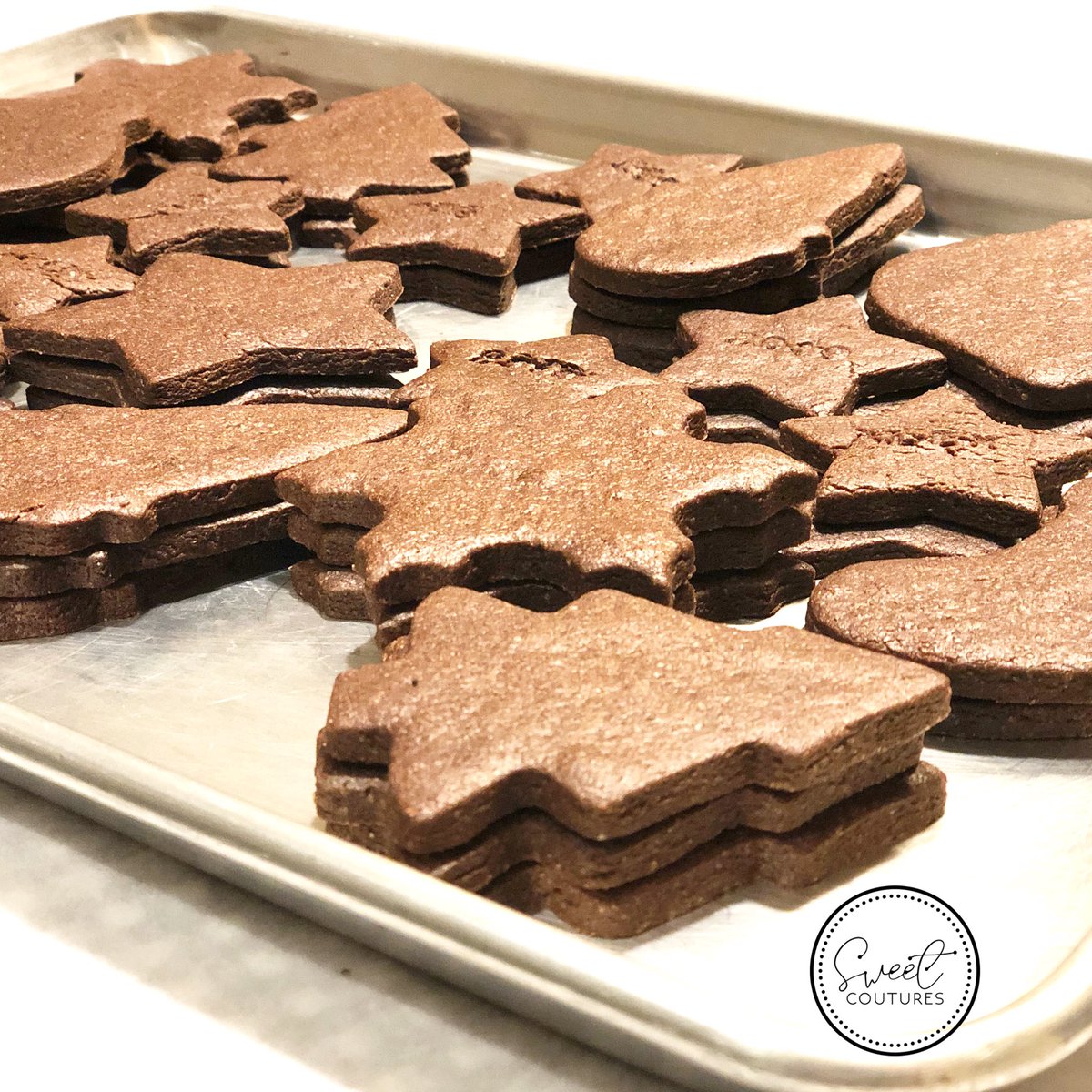 SweetCoutures's tweet photo. • X M A S  C O O K I E S •
coming soon... ❄️🎄⭐️
#cookies #cookie #cookieporn #cookiegram #icing #royalicing #royalicingart #galletas #sweet #sweets #christmas #xmas #navidad #galletasnavideñas #christmascookies #xmascookies #sweetcouturesmx https://t.co/kBw1UtWwXT
