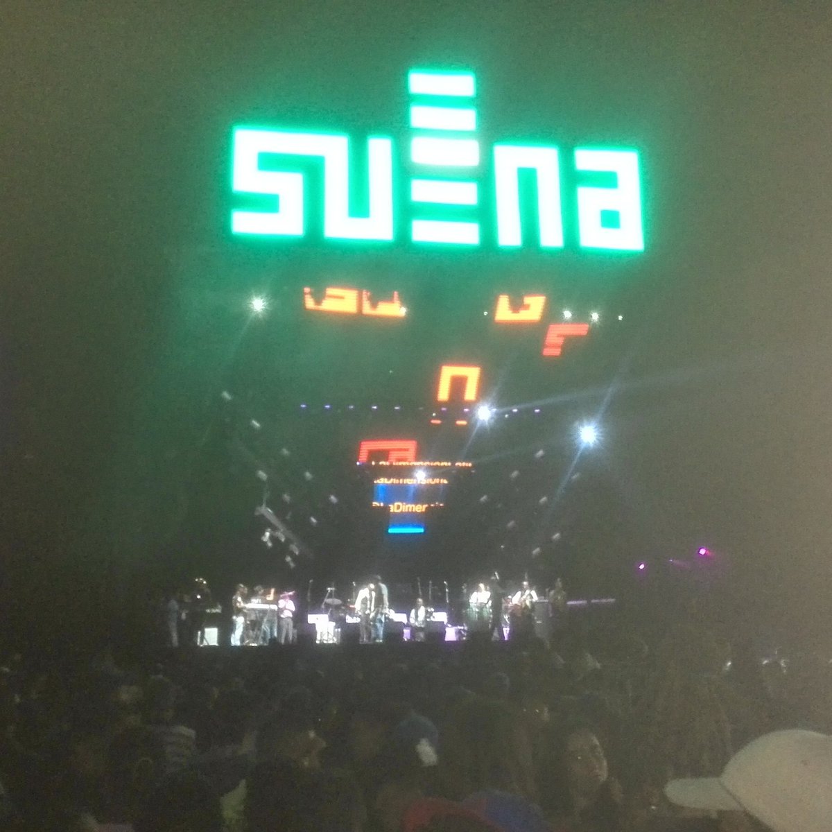 suena ccs. En la plaza diego ibarras.