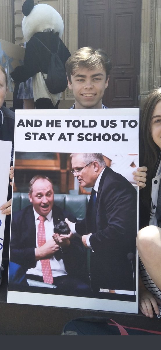 thesull04's tweet photo. The most savage burn/own of 2018. Well played young man. This is the best. #ClimateStrike #AusPol https://t.co/CWmMI94d2G