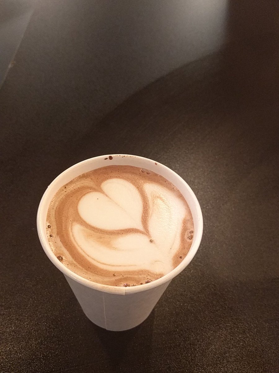 Silver_Stats's tweet image. Freshly made hot chocolate at #HackAndLearnSF5 courtesy of Somos Coffee!