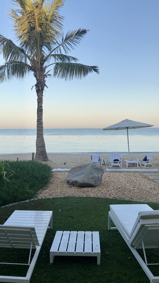MrFitzcooks's tweet photo. If #anyone #needsme #iwillbe in #one of these #chairs .. #justsaying  #ahem #suitelife #beachlife @fabfoodtrucks @fabfoodtours #researchtrip #morning #fabfridays https://t.co/TFfCKbyp0d