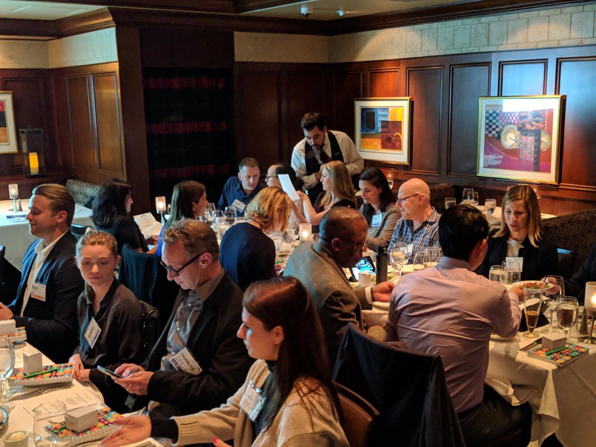 PanelQueen's tweet photo. Hosting a beautiful CMO dinner tonight in San Francisco at @RuthsChris with @SurveyMonkey ! Thanks to all the wonderful marketing leaders who joined us in collaborating on future marketing trends. #marketing #network #CMO #CMOdinner #SF https://t.co/hVTFdAH3LT