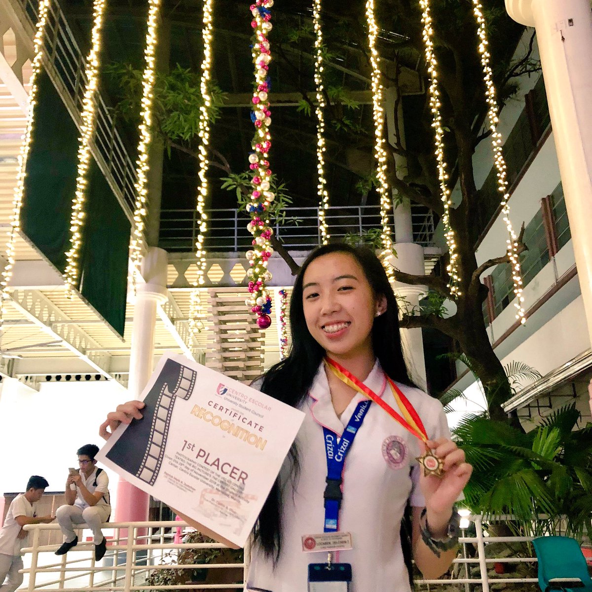 CEU_OSC's tweet photo. Congratulations to Zeichen T. Locaben for winning 1st Place with an overwhelming 100% score in USC 4Di Centro Teatro Photography contest. You made the whole School of Optometry proud of you! #USC4Di #USCWeek2018 #CENTROTEATRO https://t.co/4NaKTXOczm
