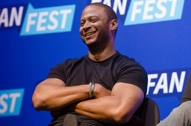 #FFSanJose! Don't miss our first panel of the day with <a href="/david_ramsey/">David Ramsey</a> &amp; <a href="/ColtonLHaynes/">Colton Haynes</a> in 15 minutes at the Main Stage! Come join us &amp; see this weekend's schedule at heroesfanfest.com/sanjose/schedu…