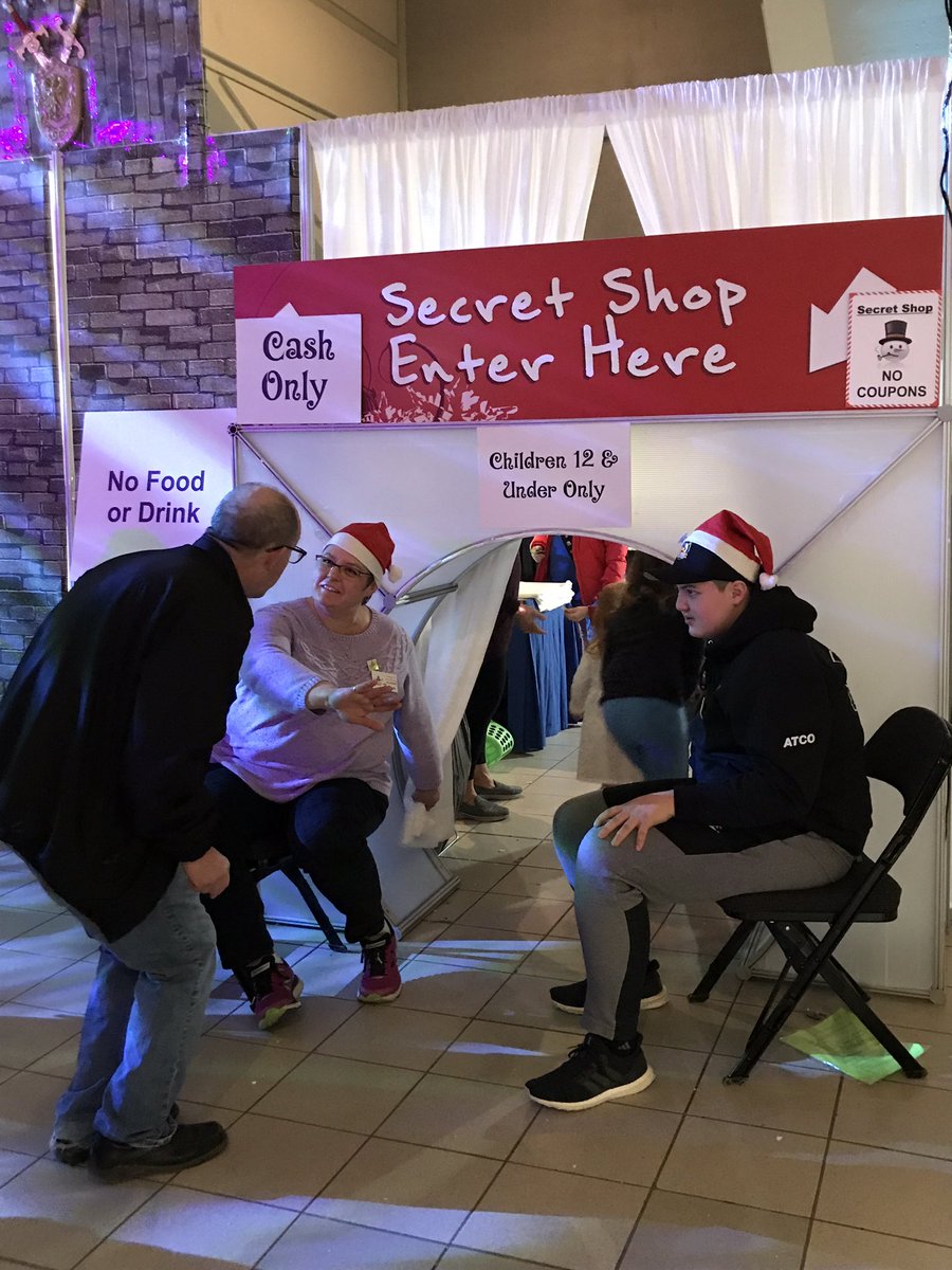 joslynhild's tweet photo. @YEGFOT has a special section for those elf-sized youngsters to do some SECRET holiday shopping for their loved ones! This kids-only space features gifts available for under $5 so you’ll be surprised on Christmas morning. #santaslittlehelpers https://t.co/wqfax9ivTM