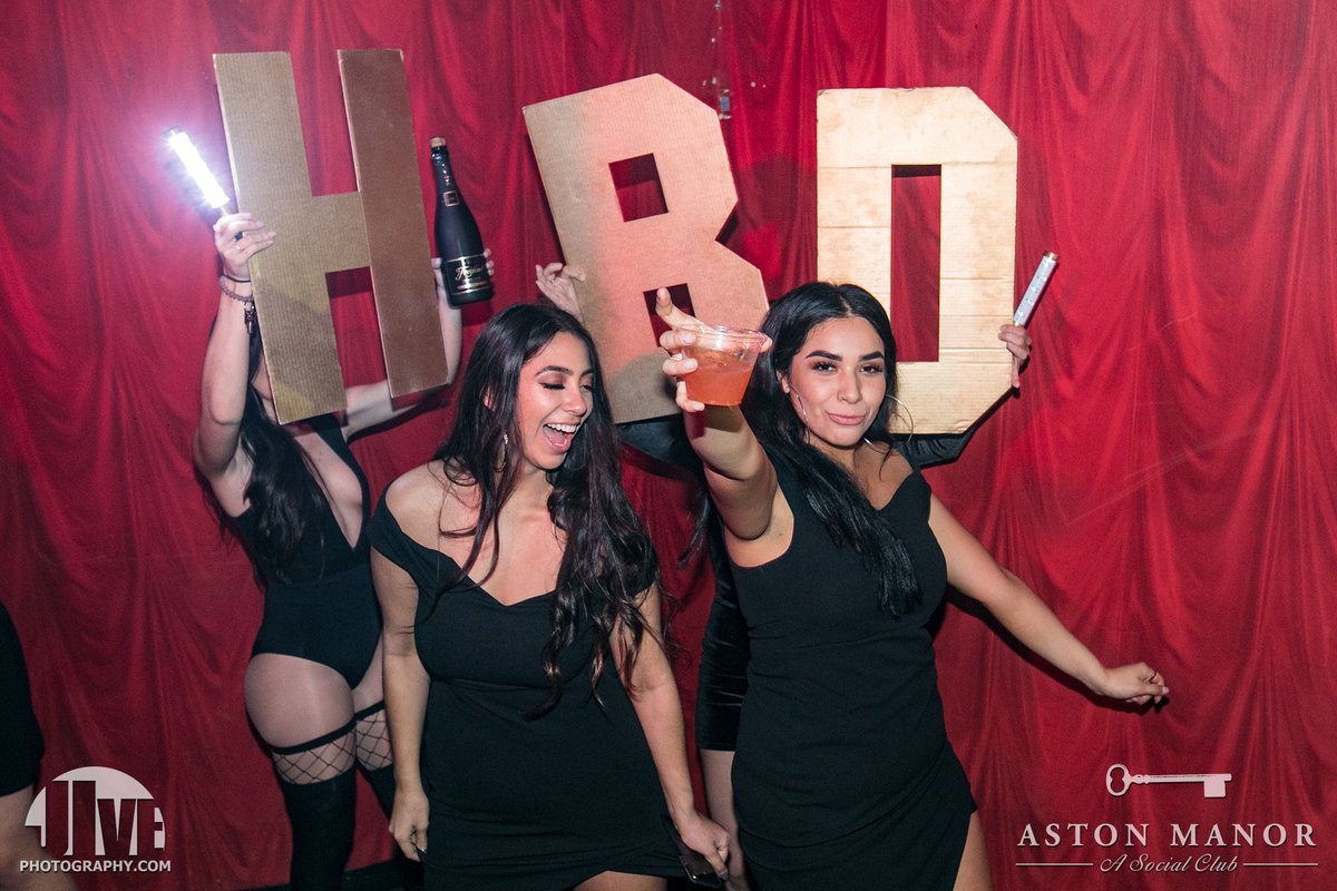 The weekend is coming and we’ve got your plans covered! 🍾🎉

Book your VIP table before they sell out! 
Visit astonmanornightclub.com for more details. 🗝