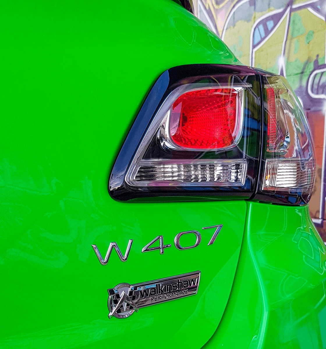 WalkinshawPerf's tweet photo. How do you prefer to place your badging?
π· #W407 Owner, Rob H. https://t.co/l6ezho6qOe