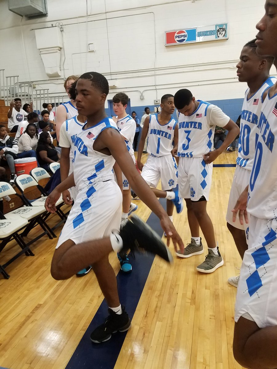 huss_hunter's tweet photo. Good win tonight for the Hunter Huss Varsity Boys vs. East Gaston.  Final score: 56-45. 

Stat Leaders:

Deneil Mackins: 28pts, 11rbs, 2 stls
Trent Ostrander: 13 pts, 4 rbs, 2 blks
Kadarrius Nash: 7 pts, 6 rbs, 5 asst, 3 stls.
Glue Phillips: 7 rbs, 5 asst, 3 steals. https://t.co/eI2HILwH3b