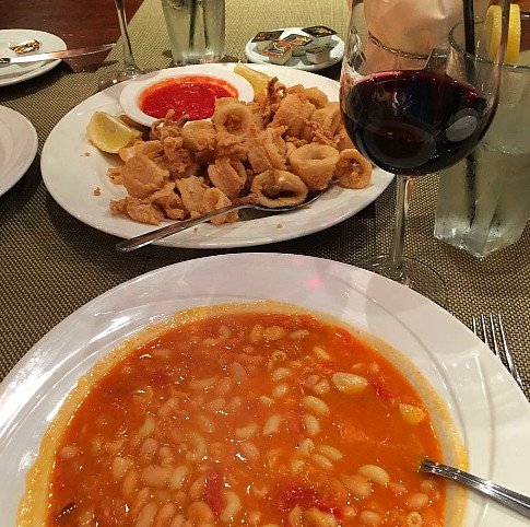 Tis the season for soup and maybe some fried calamari! 
•
Feeding the neighborhood since 1953.
•
#Neighborhood #Bayridge