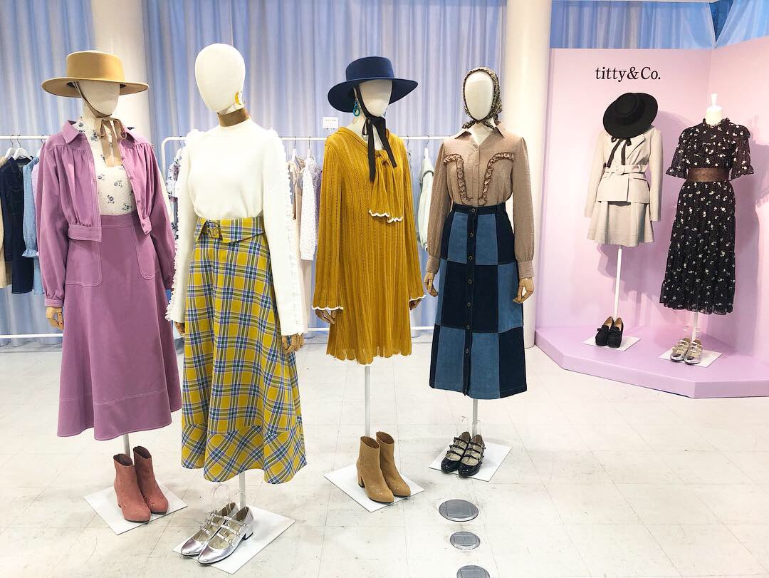 菊田真衣子 Titty Coの展示会へ 今回も安定にとっても可愛かった ワンピース2つをオーダーしたよ 早く着たいなぁ 届くの楽しみ Tittyandco18spring Tittyandco Exhibition 展示会 ファッション ティティーアンドコー T Co